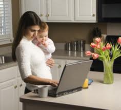 work-at-home-mom-with-child